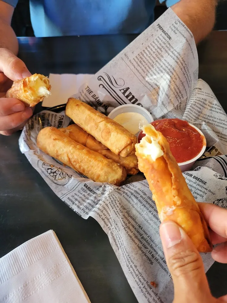 Wonton Mozz Sticks